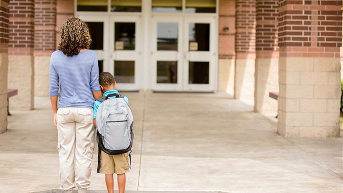 How parents can help kids deal with back-to-school anxiety