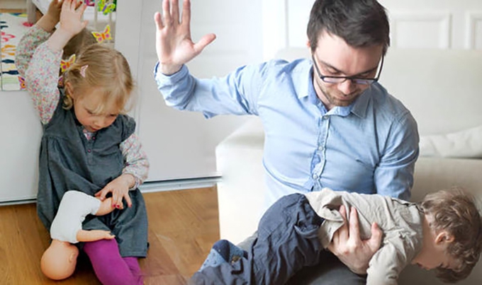 Research shows it’s harmful to smack your child, so what should parents do instead?