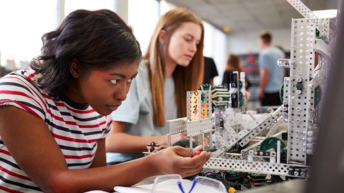 Educators can help make STEM fields diverse – over 25 years, I’ve identified nudges that can encourage students to stay