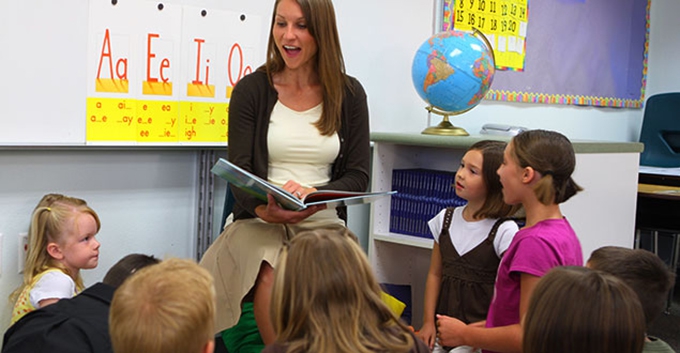 Is it beneficial to read aloud in class?