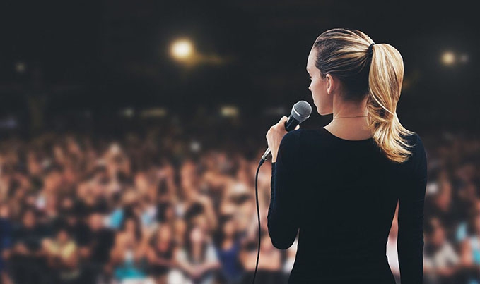 How to improve confidence in public speaking