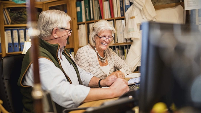 Reasons to delay the retirement age at university