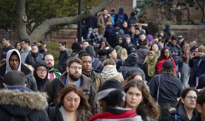 College may not be the ‘great equalizer’ − luck and hiring practices also play a role, a sociologist explains