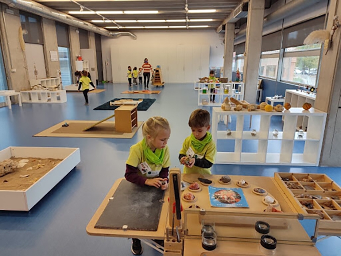Schoolchildren at university: spaces of free choice that foster a scientific attitude