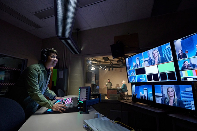 Online news consumption has surpassed television – but broadcasters are still the most widely trusted