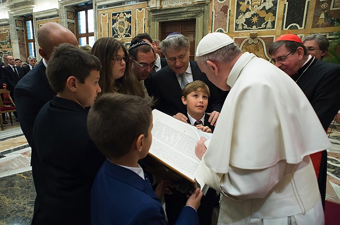 Pope Francis and the Love of Books: A Silent Revolution in the Church?