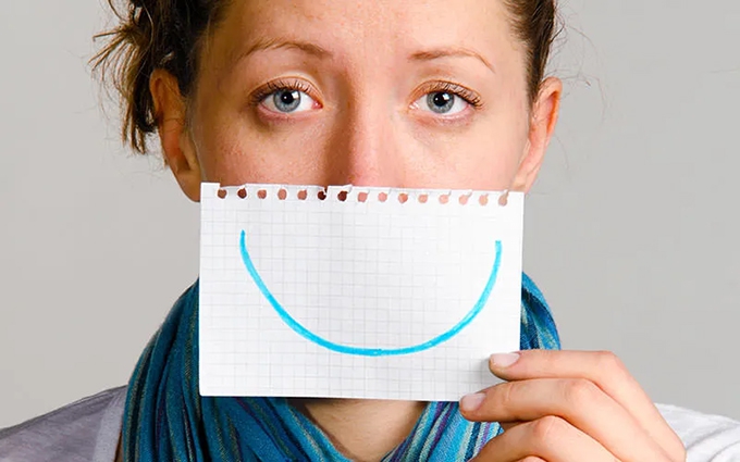 The anatomy of a smile: how to spot a fake from the real thing