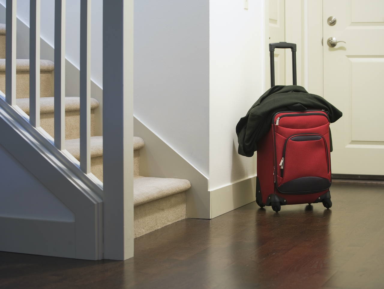 How to Prep Your Home Before Holiday Travel