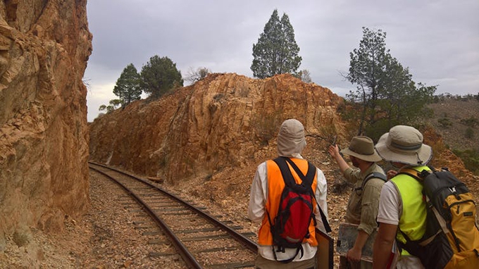 Australia badly needs earth science skills, but universities are cutting the supply