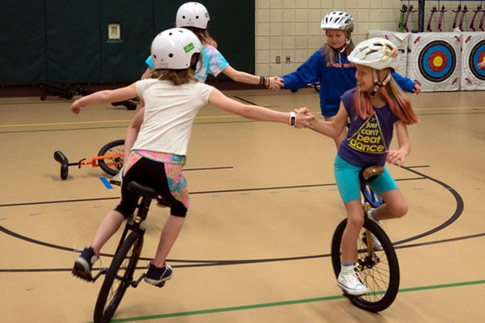 Taking the circus to school: How kids benefit from learning trapeze, juggling and unicycle in gym class