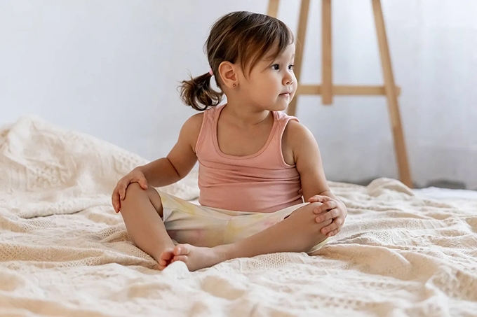Should I loosen up on the kids’ bedtime these holidays – or stick to the schedule? Tips from a child sleep expert
