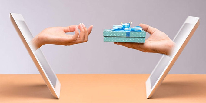 Virtual gifts, social pressure, gamification: TikTok Lives, machines for capturing teens' attention and money